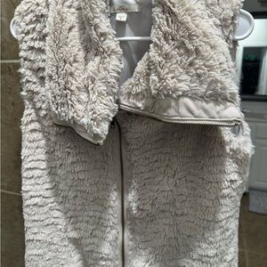 Women's Cream Fleece Vest